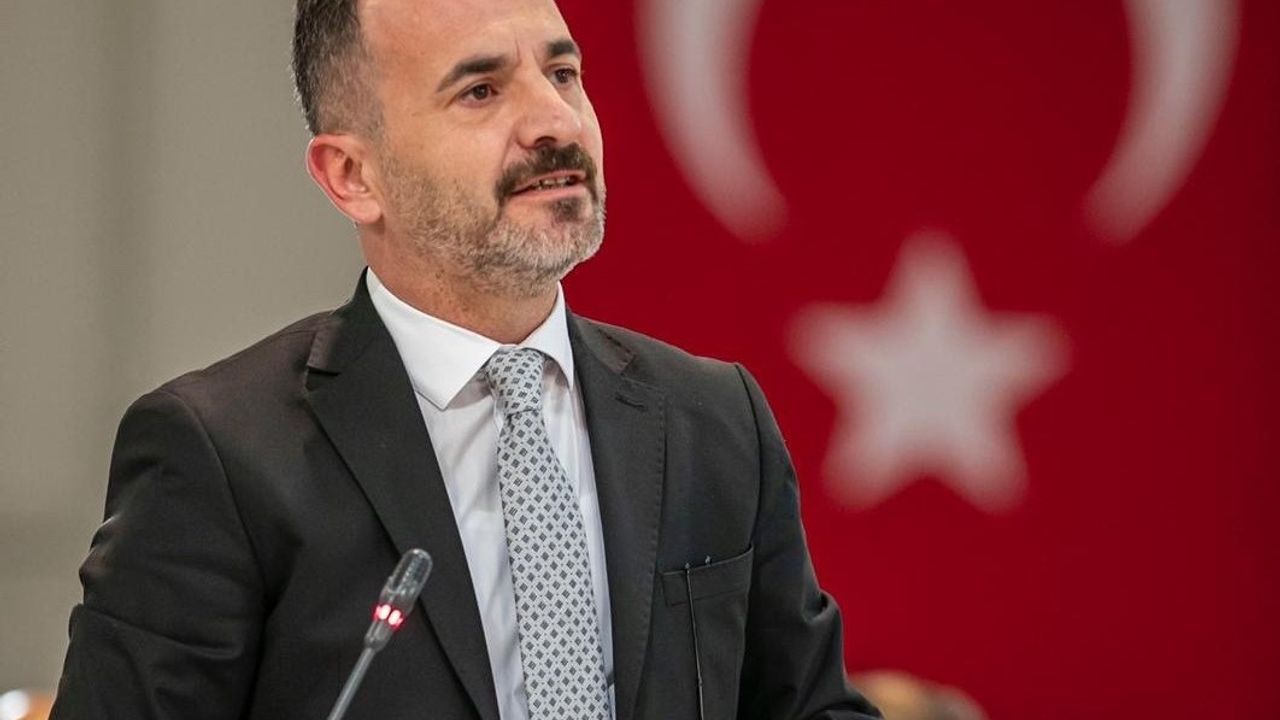 AK Partili Hızal’dan Başkan Soyer açıklaması