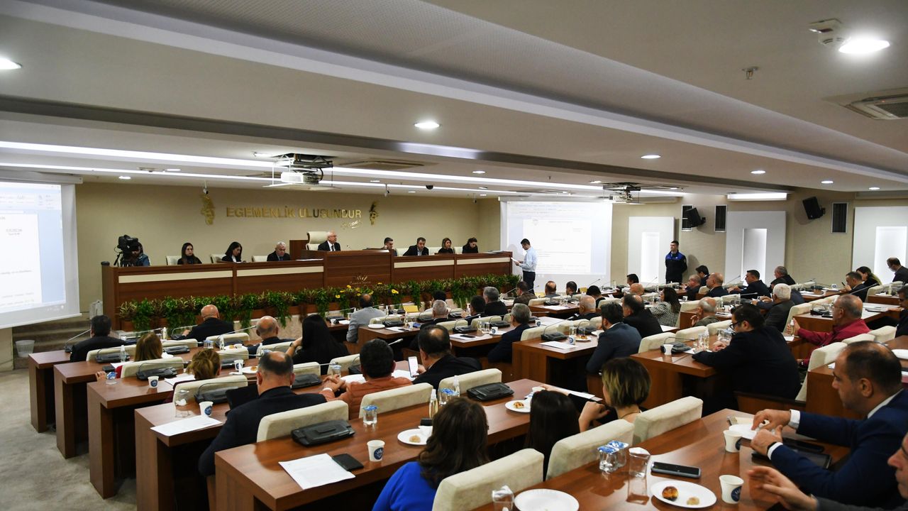 Karabağlar Belediye Meclisi yılın ilk toplantısını yaptı