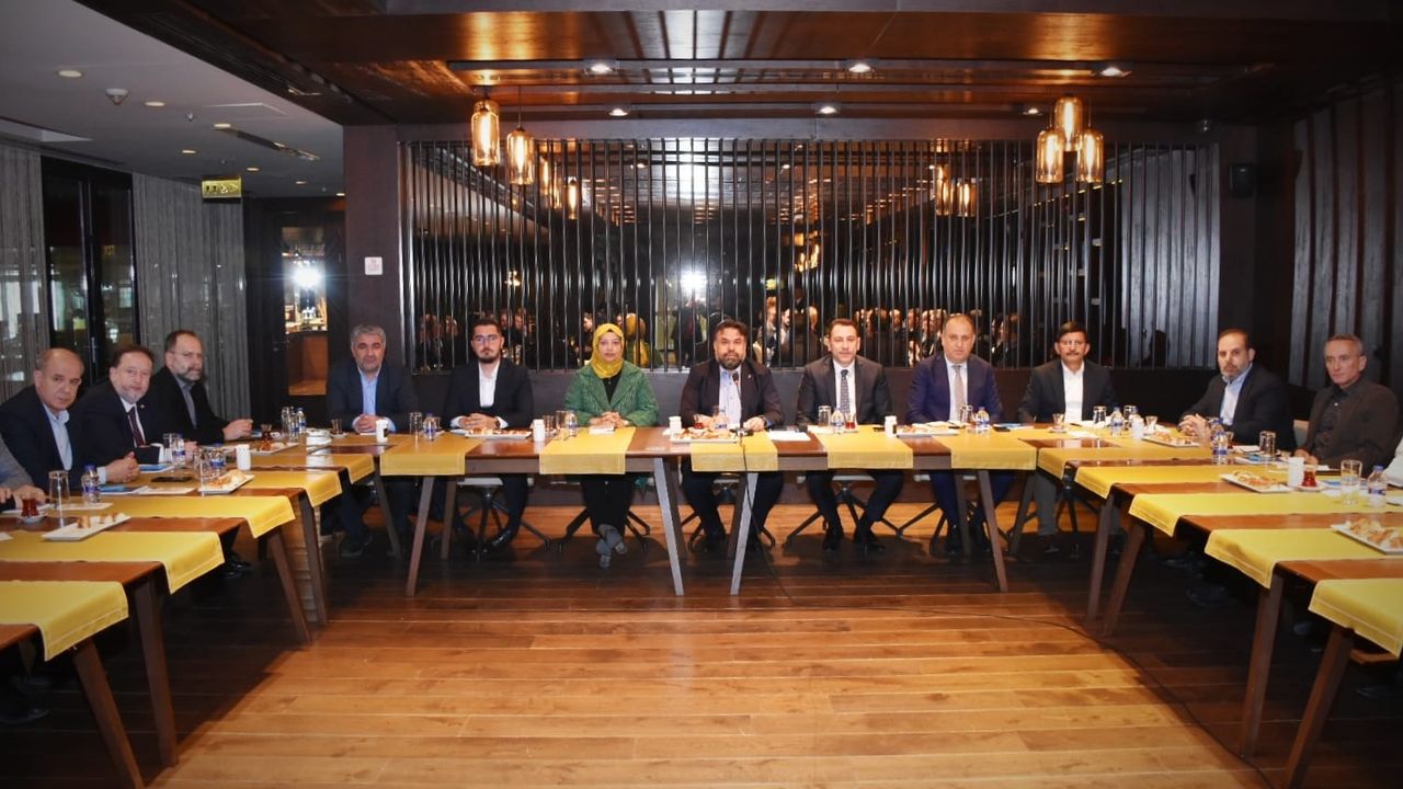 AK Parti Balıkesir İl Başkanlığı'ndan istişare ve değerlendirme toplantısı