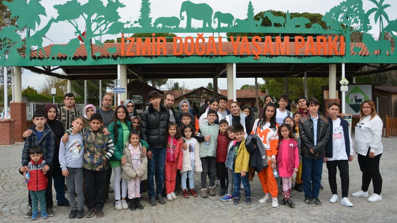 Torbalı Belediyesi depremzede çocuklar için gezi düzenledi