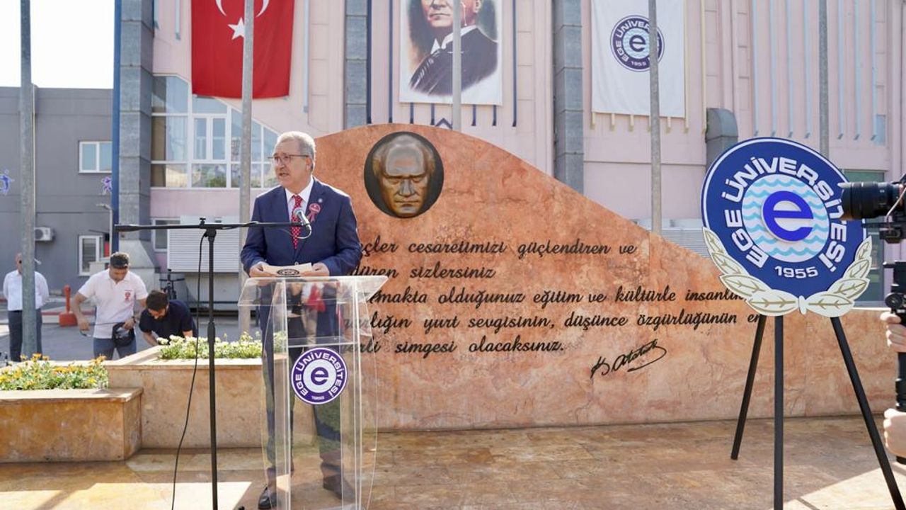 EÜ’de Türkiye Yüzyılı’nın kahramanları hem anıldı hem de anlatıldı