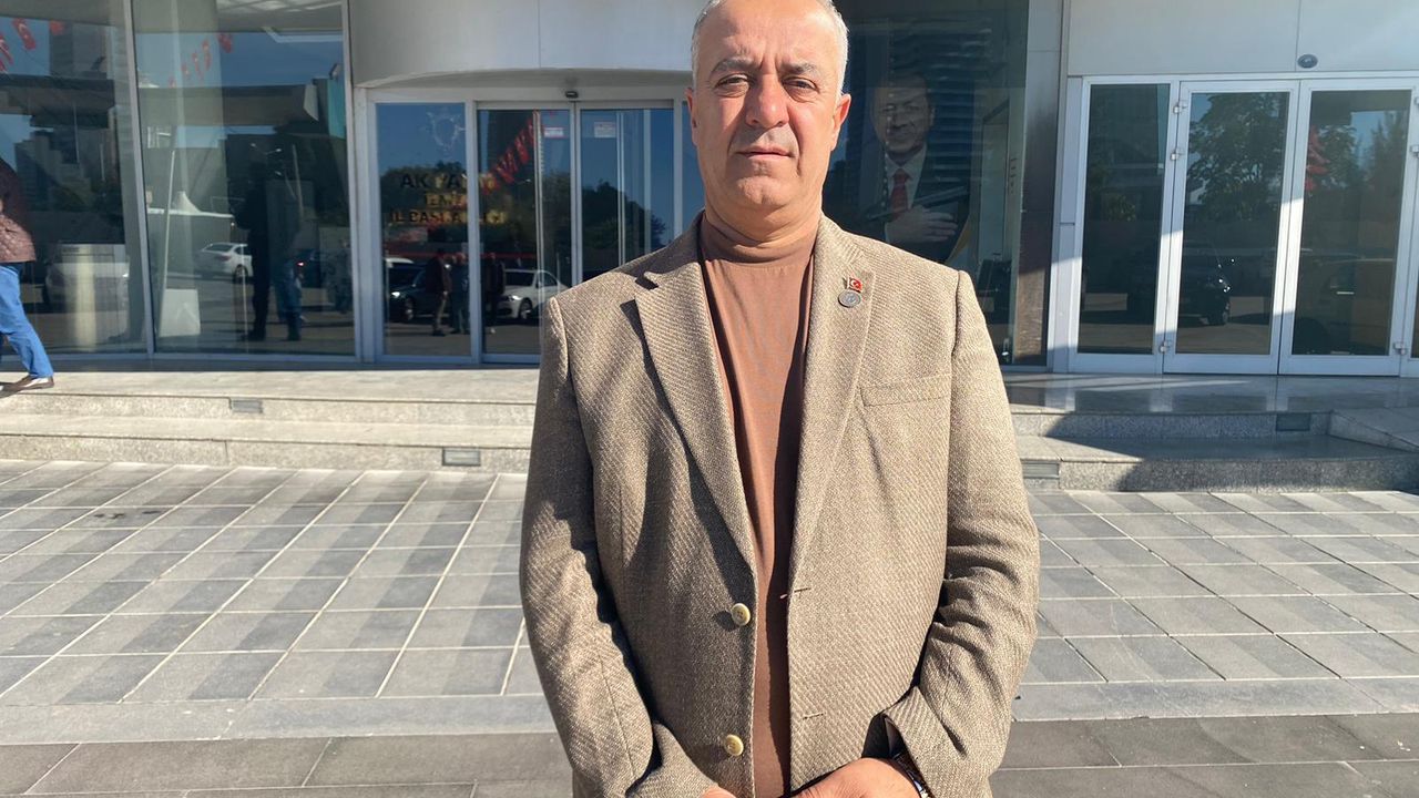 Tevfik Aladağ, AK Parti Belediyeciliğini Bornova'ya kazandırmak için yola çıkıyor