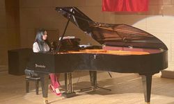 Sultan Abdülhamid Han Bornova’da piyano dinletisiyle anıldı