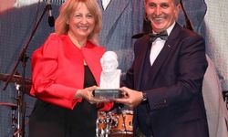 GİFED Başkanı Huriye Serter'e Homeros Ödülü