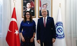 Egeli Bilim İnsanı Dr. Huriye Göncüoğlu Bodur’a, “Ezber Bozan Kadın Ödülü”