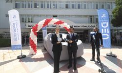 Türkiye'nin yerli otomobili TOGG DEÜ'nün makam aracı oldu