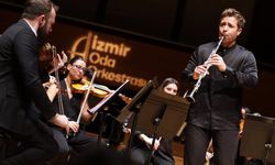 İzmir Oda Orkestrası Ünlü Klarnetçi Barragán ile Sahne Aldı