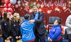 “Bize mutluluk gözyaşları döktürün”