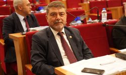 AK Partili Atmaca Başkan Tugay'a 'Su' Üzerinden Yüklendi