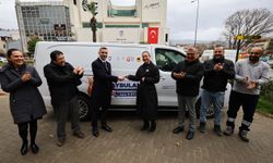 Efes Selçuk Belediyesi’ne Hayvan Ambulansı Bağışı