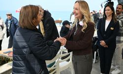 DAYANIŞMA ÇADIRINA BİR DESTEK DE AYLİN NAZLIAKA’DAN