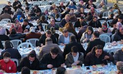 Köy meydanında Ramazan buluşması