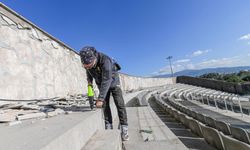 Aşık Veysel Amfi Tiyatro yeni sezona yenilenerek giriyor