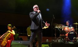 Luca Minnelli İzmir’de büyüledi