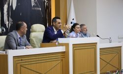 ÇİĞLİ’DE ERTELENEN MECLİS TOPLANDI: KÖYİÇİ İMARI OY ÇOKLUĞUYLA KABUL EDİLDİ