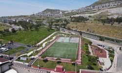 Özgür Özel Bayraklı’da Ferdi Zeyrek Spor Kompleksi Açılışı ve Araç Filosu Tanıtımına Katılacak