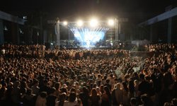 Üniversitede Menemen Belediyesi rüzgarı esti