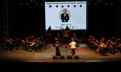 Edip Akbayram ve Volkan Konak şarkılarla anıldı