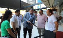 Başkan Çiçek Sokakta, Vatandaşla İç İçe