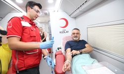 Karşıyaka’da anlamlı kampanya: Mahallenin gücü kan bağışıyla büyür!