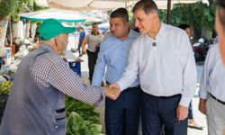 Başkan Tugay Tire’de vatandaşlar, üreticiler ve esnafla buluştu