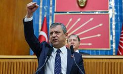 CHP’de Siyasi Dengeleri Değiştirecek Gelişme! Özgür Özel ve 90 Milletvekili İstifa Etti