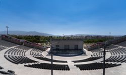 İzmir’in gözde kültür sanat merkezine estetik dokunuş