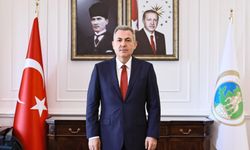 İZMİR VALİSİ DR. SÜLEYMAN ELBAN’IN 30 AĞUSTOS ZAFER BAYRAMI MESAJI