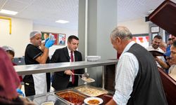 “Kimse Yatağa Aç Girmeyecek” Demişti: Başkan Demir Aşevi Sözünü Tuttu Torbalı’da Aşevinden Sofralara Her Gün Sıcak Yemek