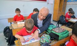 Seferihisar Belediyesi’nden öğrencilere kırtasiye desteği