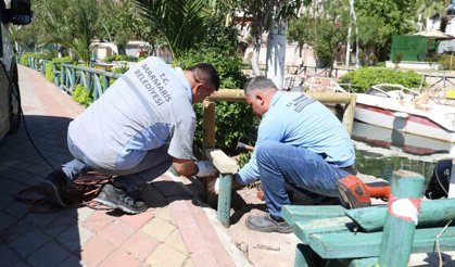 İÇMELER’DE KORKULUKLAR YENİLENİYOR