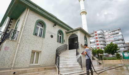 Gaziemir’de Kurban Bayramı temizliği