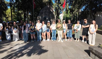 Geleceğin mimarları Karşıyaka’nın tarihi mirasını keşfetti