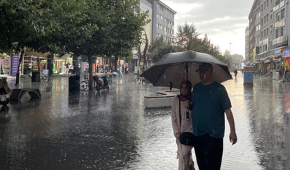 Giresun ve Trabzon İçin Kuvvetli Sağanak Uyarısı