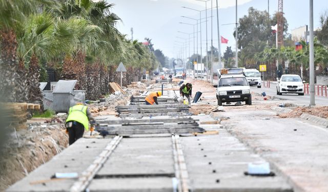 Çiğli Tramvayı’nda çalışmalar hızla devam ediyor