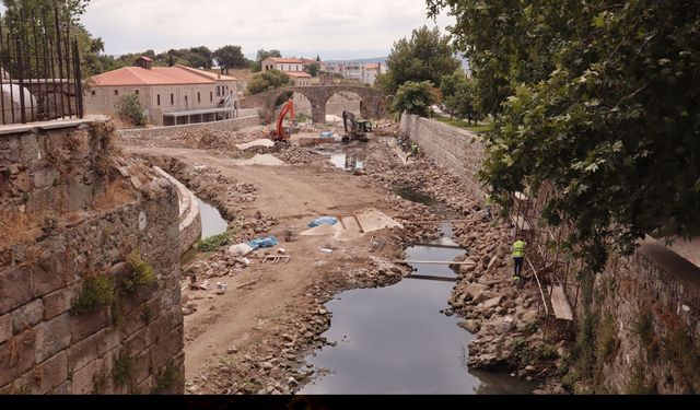 Selinos Antik Kanal’da çalışmalar hızla devam ediyor