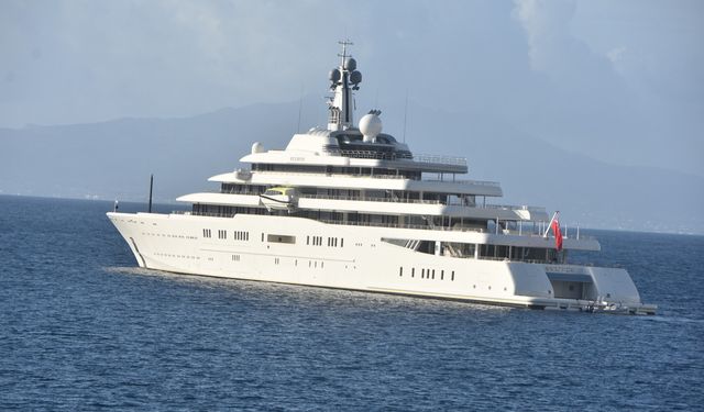 "Eclipse", Bodrum açıklarına demirledi