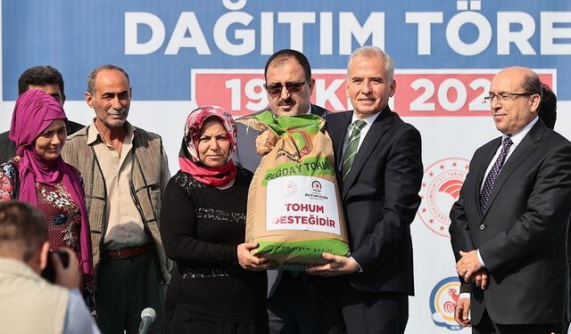 Büyükşehir’in dağıttığı tohumlar toprakla buluştu