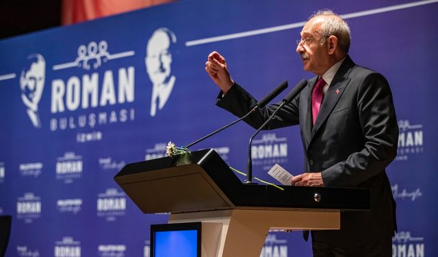 CHP Lideri Kılıçdaroğlu İzmir’de Roman yurttaşların sorunlarını dinledi