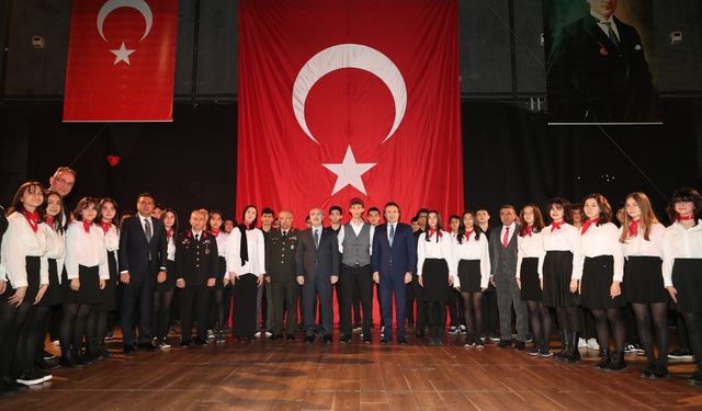 "12 Mart İstiklal Marşı'nın Kabulü ve Mehmet Akif Ersoy'u Anma Günü" İzmir İl Töreni Gerçekleştirildi
