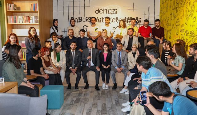 PAÜ'de Büyükşehir Belediyesi gençlik noktası açıldı
