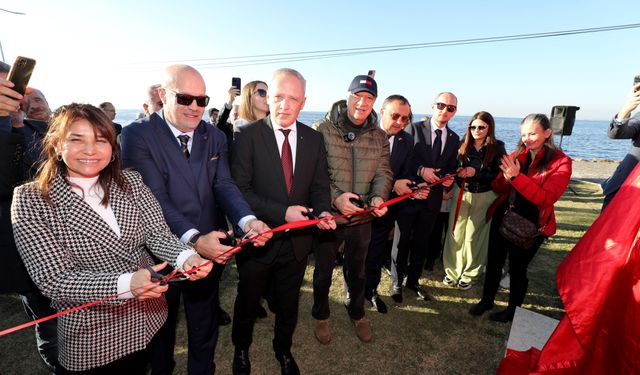 Türkiye-Ukrayna Dostluğunu Pekiştiren Park, Narlıdere'de Açıldı