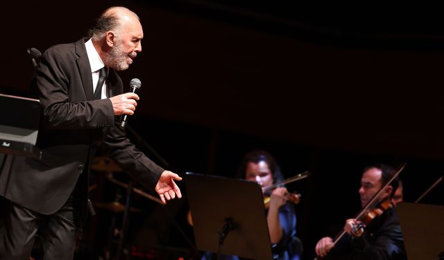 Fatih Erkoç söyledi İzmirliler eşlik etti