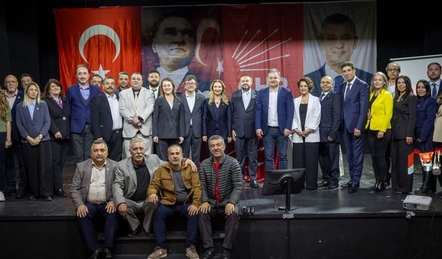 Romanların sesi Konak’tan yükseldi