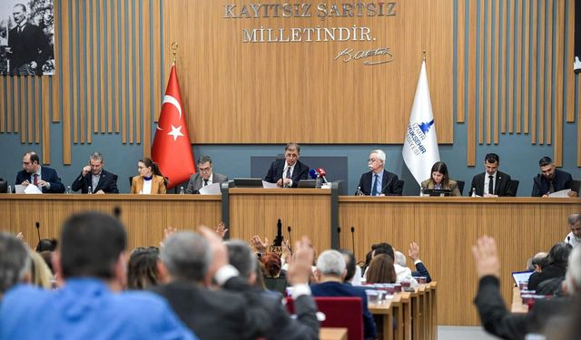 Başkan Tugay’dan onay bekleyen kredi yorumu