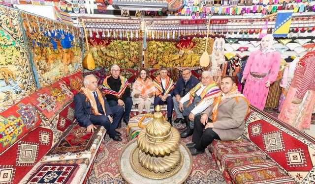 Başkan Tugay, Yörük ve Türkmenlerle çifte bayram coşkusunu paylaştı