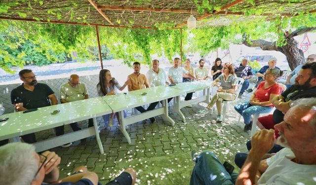 Başkan Denizli Ildır, Germiyan ve Reisdere’de vatandaşlarla bayramlaştı