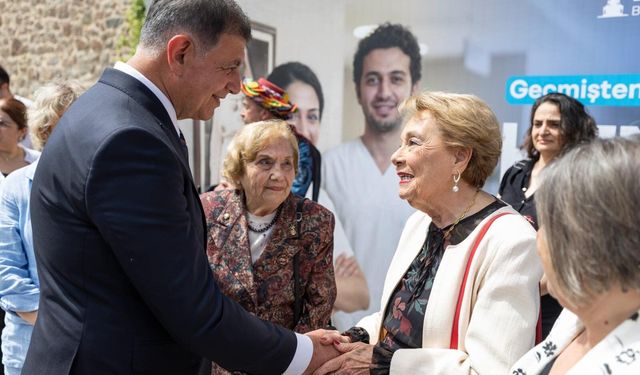 Başkan Tugay’dan Hemşireler Günü mesajı