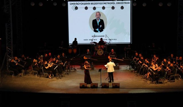 Edip Akbayram ve Volkan Konak şarkılarla anıldı