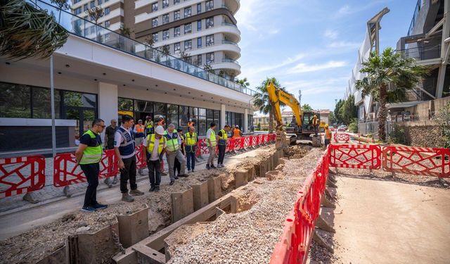 İzmir’de 3 milyar liralık alt yapı dönüşümü sürüyor